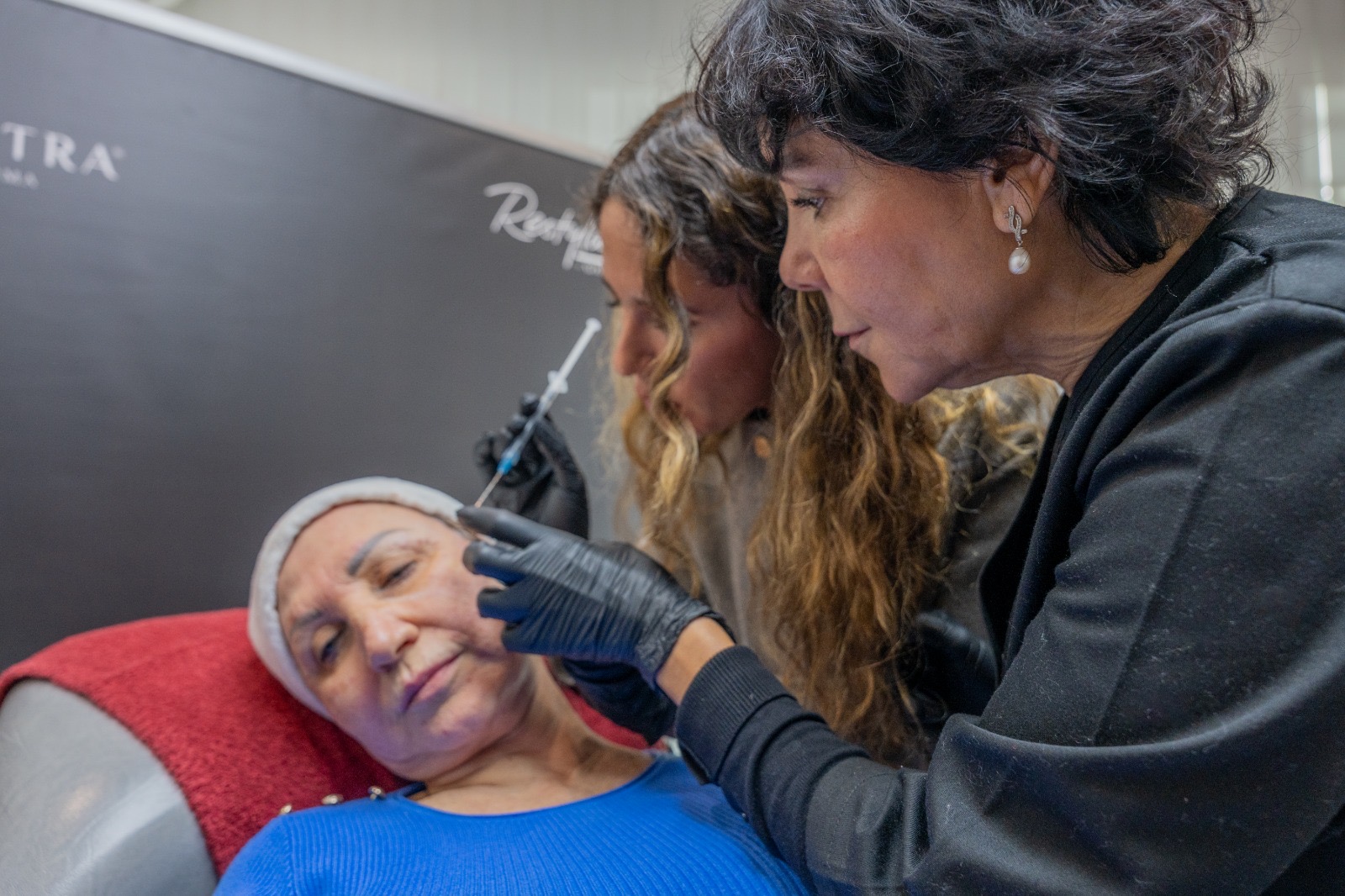 55f636a1-fdf4-4541-b5ee-ba8faed0fa73